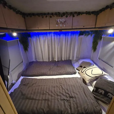 Autocaravan,camper,campervan,motorhome,not Driveable,only Habitable Los Cristianos (Tenerife)