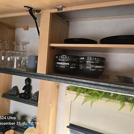 Autocaravan,camper,campervan,motorhome,not Driveable,only Habitable Camping Los Cristianos (Tenerife)